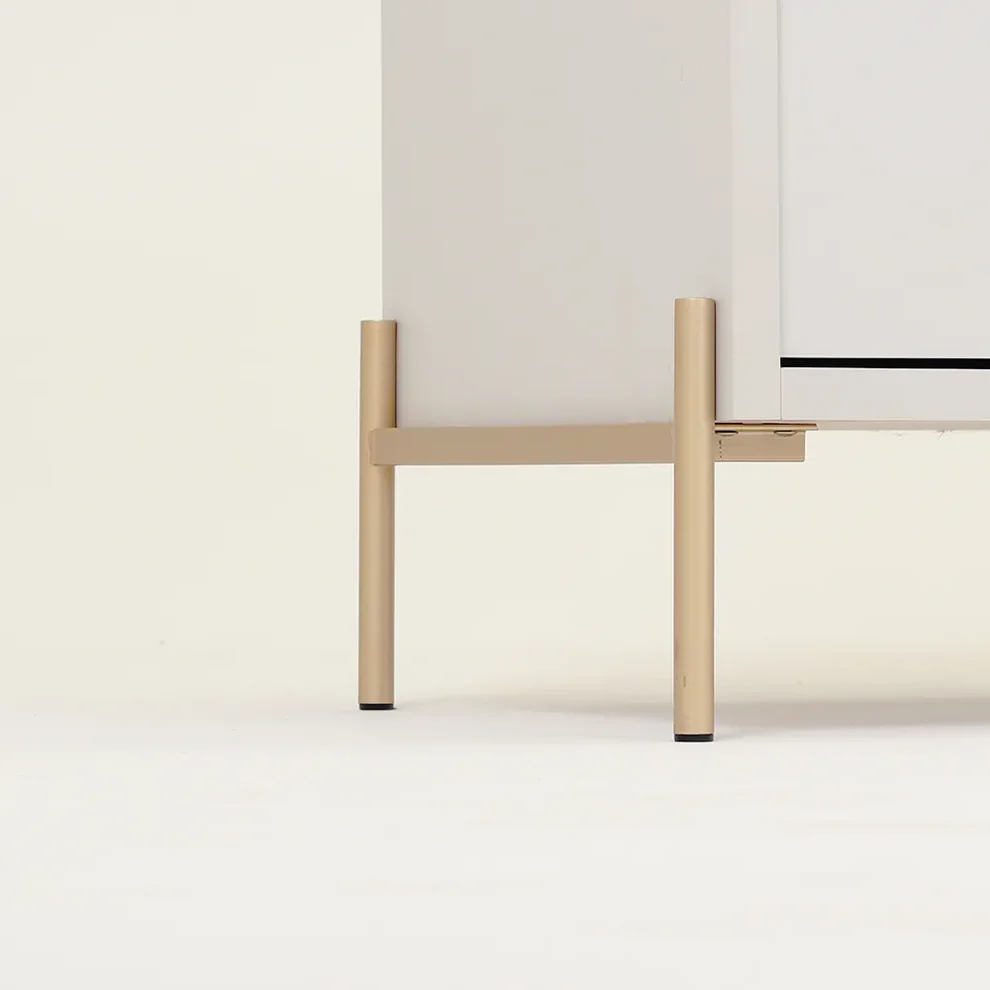 04_-Comoda_c__3_Gavetas_Jasper_94_cm_-_Off_White_Fosco_c__Dourado-_Detalhe